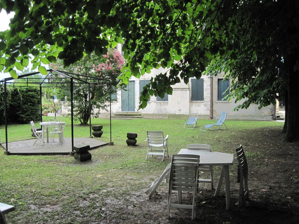 Villa Pastori Мира Экстерьер фото